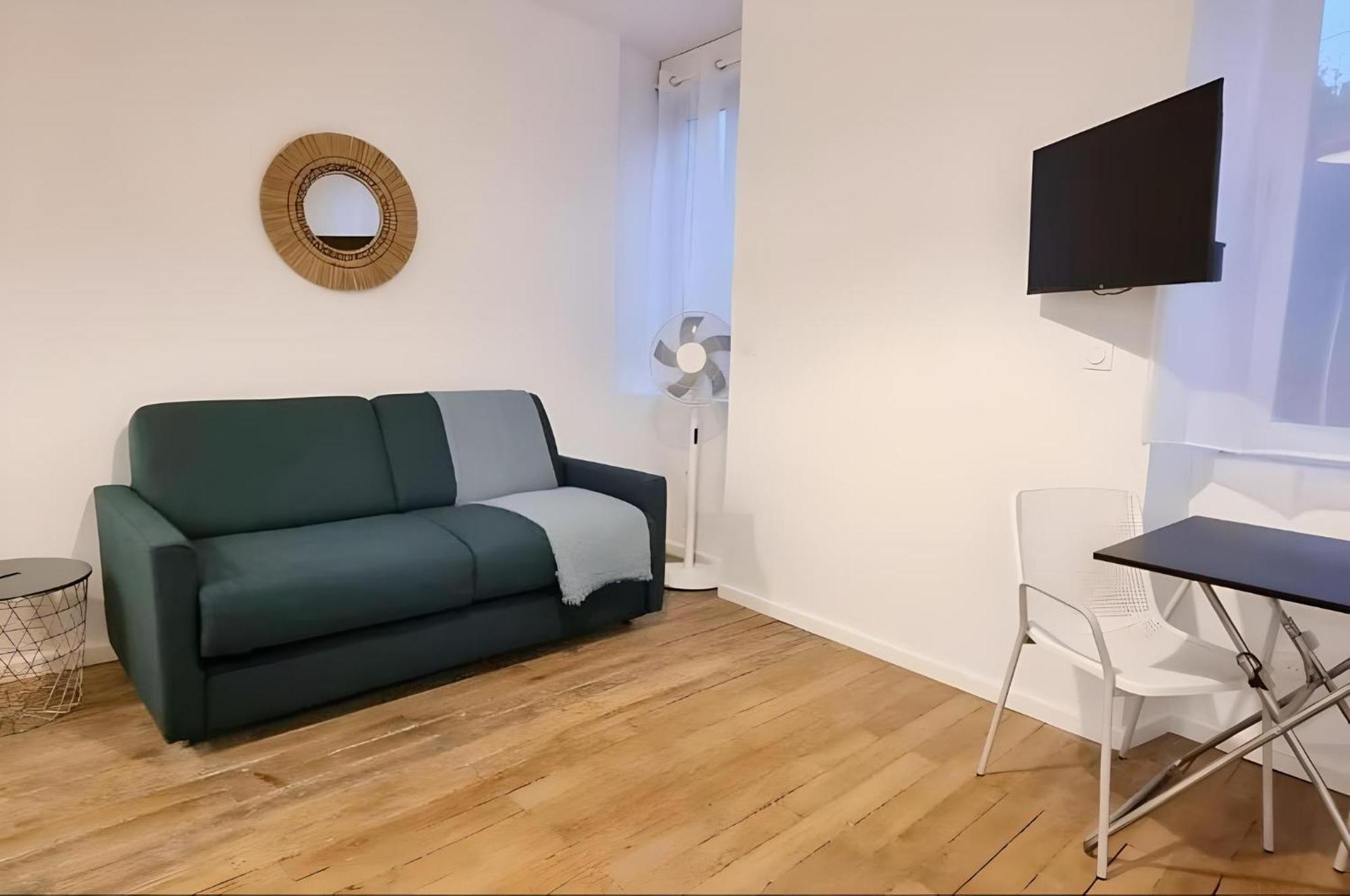 Large Studio Lumineux Et Neuf, Parking Gratuit Châteauroux Extérieur photo