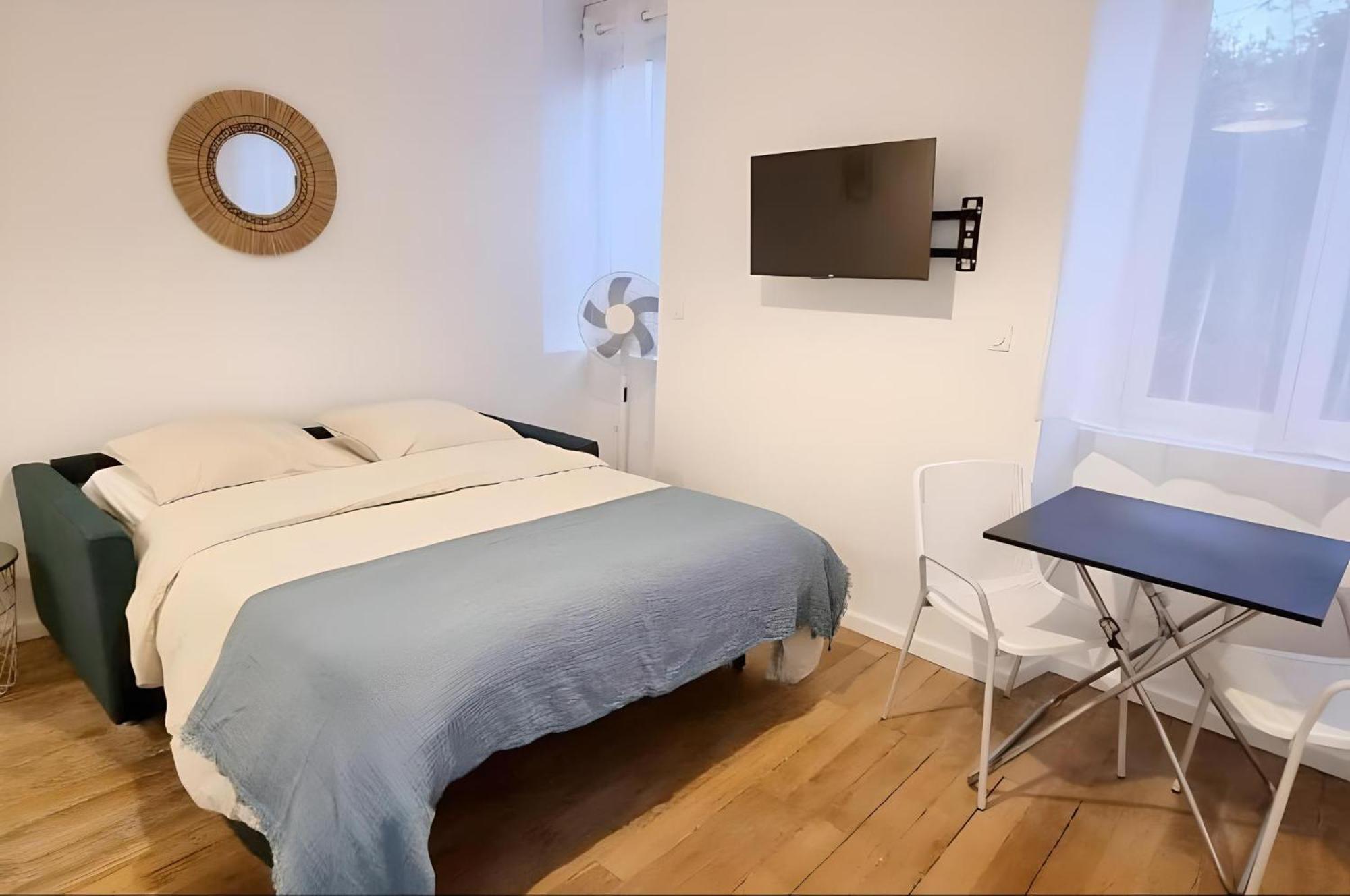 Large Studio Lumineux Et Neuf, Parking Gratuit Châteauroux Extérieur photo